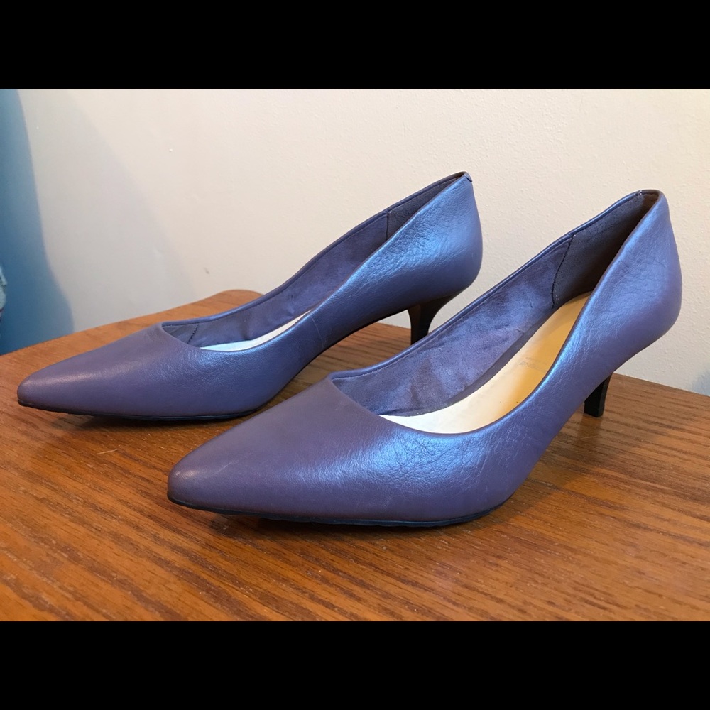 NEW purple leather Rockport heels size 7